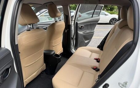 Toyota Yaris XP150 рестайлинг, 2021 год, 1 030 000 рублей, 14 фотография