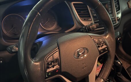 Hyundai Tucson III, 2017 год, 1 890 000 рублей, 10 фотография