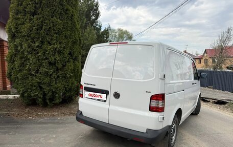 Volkswagen Transporter T5 рестайлинг, 2010 год, 1 990 000 рублей, 5 фотография