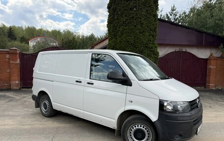 Volkswagen Transporter T5 рестайлинг, 2010 год, 1 990 000 рублей, 4 фотография