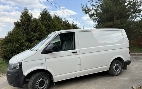 Volkswagen Transporter T5 рестайлинг, 2010 год, 1 990 000 рублей, 3 фотография