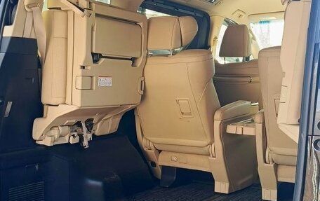 Toyota Vellfire II, 2016 год, 3 750 000 рублей, 11 фотография