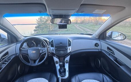Chevrolet Cruze II, 2014 год, 630 000 рублей, 7 фотография