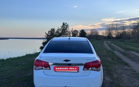 Chevrolet Cruze II, 2014 год, 630 000 рублей, 4 фотография