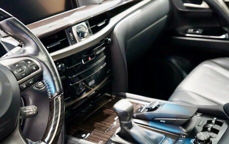 Lexus LX III, 2021 год, 9 325 000 рублей, 7 фотография