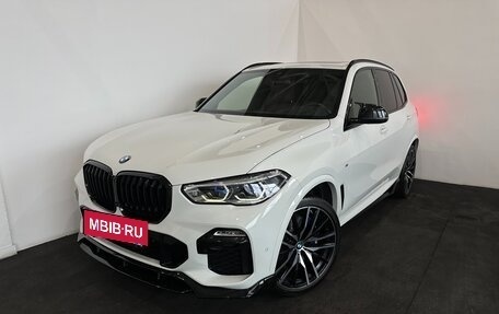 BMW X5, 2019 год, 6 000 000 рублей, 2 фотография
