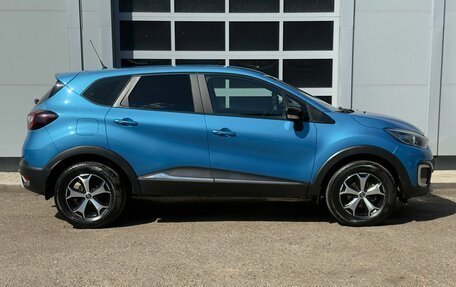 Renault Kaptur I рестайлинг, 2017 год, 1 600 000 рублей, 6 фотография