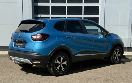 Renault Kaptur I рестайлинг, 2017 год, 1 600 000 рублей, 5 фотография