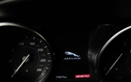Jaguar F-Pace, 2019 год, 3 195 000 рублей, 17 фотография