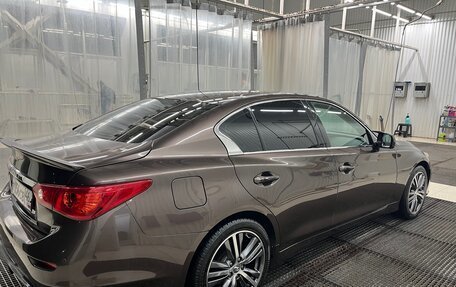 Infiniti Q50 I рестайлинг, 2014 год, 1 430 000 рублей, 2 фотография