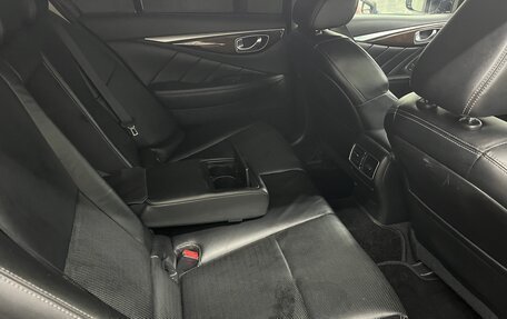 Infiniti Q50 I рестайлинг, 2014 год, 1 430 000 рублей, 12 фотография