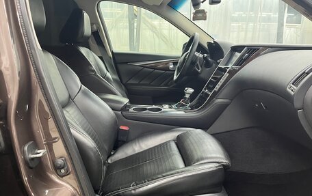Infiniti Q50 I рестайлинг, 2014 год, 1 430 000 рублей, 10 фотография