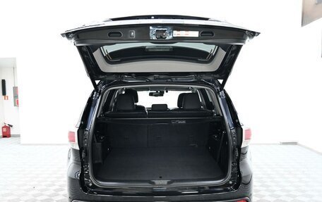 Toyota Highlander III, 2015 год, 2 795 000 рублей, 5 фотография