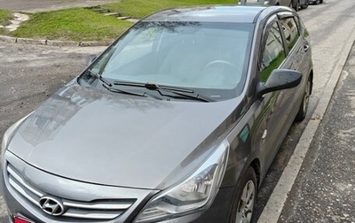 Hyundai Solaris II рестайлинг, 2015 год, 570 000 рублей, 1 фотография