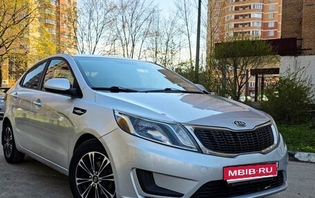 KIA Rio III рестайлинг, 2012 год, 599 000 рублей, 1 фотография