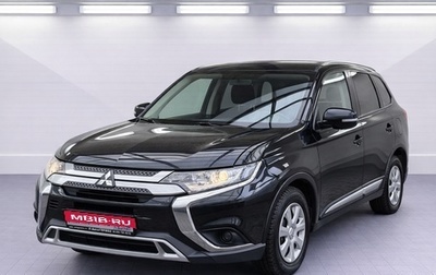 Mitsubishi Outlander III рестайлинг 3, 2018 год, 1 790 000 рублей, 1 фотография
