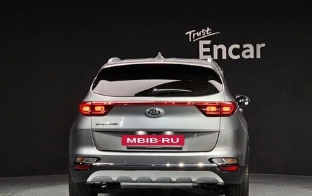 KIA Sportage IV рестайлинг, 2019 год, 2 100 000 рублей, 4 фотография