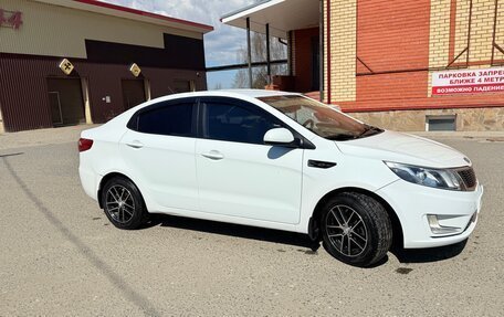 KIA Rio III рестайлинг, 2012 год, 760 000 рублей, 4 фотография