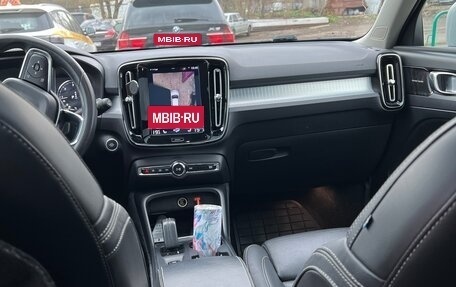 Volvo XC40 I, 2018 год, 2 600 000 рублей, 6 фотография