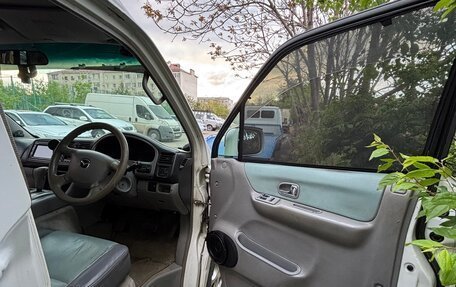 Mazda Bongo Friendee i рестайлинг, 2001 год, 600 000 рублей, 4 фотография