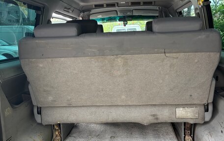 Mazda Bongo Friendee i рестайлинг, 2001 год, 600 000 рублей, 13 фотография