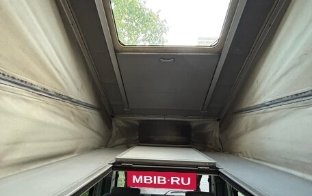 Mazda Bongo Friendee i рестайлинг, 2001 год, 600 000 рублей, 5 фотография