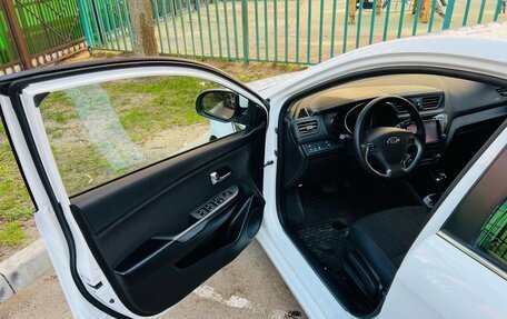 KIA Rio III рестайлинг, 2015 год, 965 000 рублей, 15 фотография