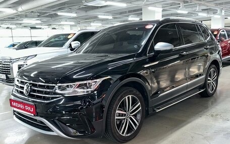 Volkswagen Tiguan II, 2022 год, 4 000 000 рублей, 15 фотография