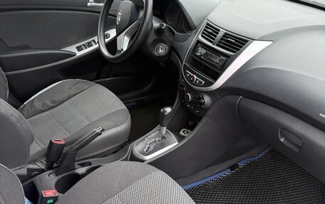Hyundai Solaris II рестайлинг, 2011 год, 780 000 рублей, 10 фотография