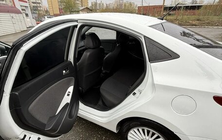 Hyundai Solaris II рестайлинг, 2011 год, 780 000 рублей, 14 фотография