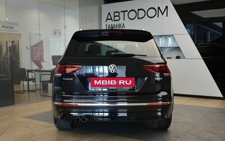 Volkswagen Tiguan II, 2018 год, 2 649 000 рублей, 6 фотография