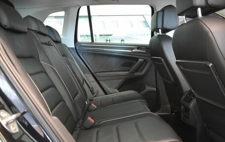 Volkswagen Tiguan II, 2018 год, 2 649 000 рублей, 21 фотография