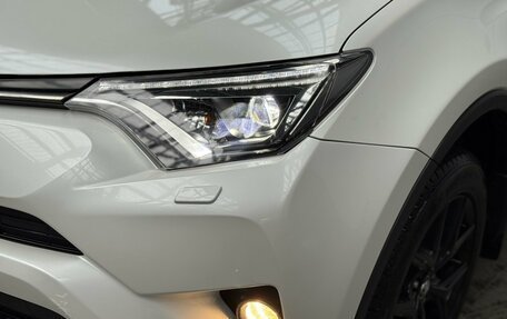 Toyota RAV4, 2018 год, 2 349 000 рублей, 16 фотография