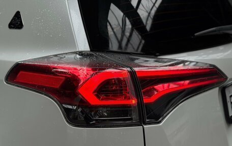 Toyota RAV4, 2018 год, 2 349 000 рублей, 17 фотография