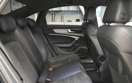 Audi A6, 2018 год, 4 200 000 рублей, 21 фотография