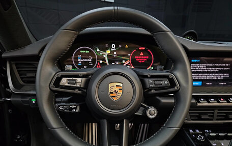Porsche 911, 2025 год, 36 224 000 рублей, 13 фотография