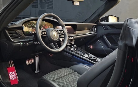 Porsche 911, 2025 год, 36 224 000 рублей, 12 фотография
