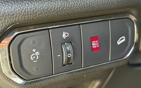 Haval Jolion, 2023 год, 1 750 000 рублей, 10 фотография