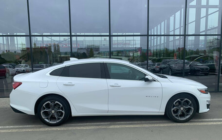 Chevrolet Malibu IX, 2020 год, 1 560 000 рублей, 4 фотография