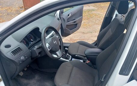 Opel Astra H, 2011 год, 675 000 рублей, 4 фотография