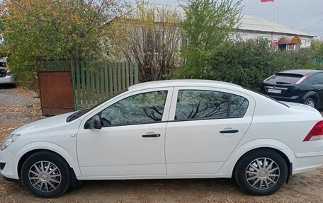 Opel Astra H, 2011 год, 675 000 рублей, 6 фотография