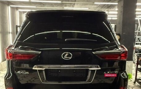 Lexus LX III, 2018 год, 9 000 000 рублей, 3 фотография