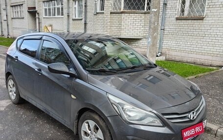 Hyundai Solaris II рестайлинг, 2015 год, 570 000 рублей, 7 фотография