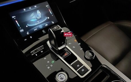 Chery Tiggo 8 Pro, 2023 год, 2 235 000 рублей, 18 фотография