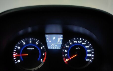 Hyundai Solaris II рестайлинг, 2012 год, 690 000 рублей, 10 фотография