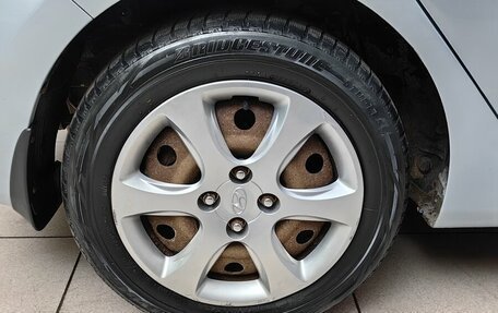 Hyundai Solaris II рестайлинг, 2012 год, 690 000 рублей, 23 фотография