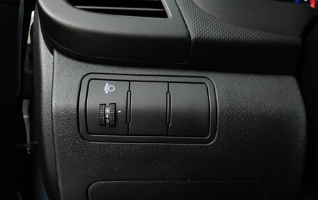 Hyundai Solaris II рестайлинг, 2012 год, 690 000 рублей, 21 фотография