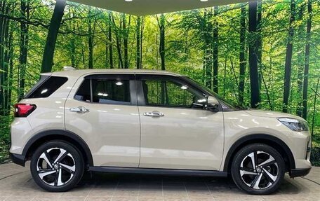 Toyota Raize I, 2022 год, 1 100 000 рублей, 4 фотография
