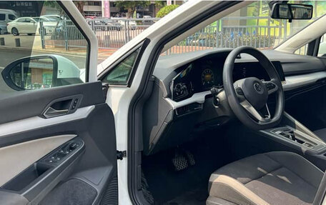 Volkswagen Golf VIII, 2023 год, 1 450 000 рублей, 12 фотография
