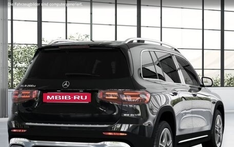 Mercedes-Benz GLB, 2025 год, 6 310 000 рублей, 4 фотография